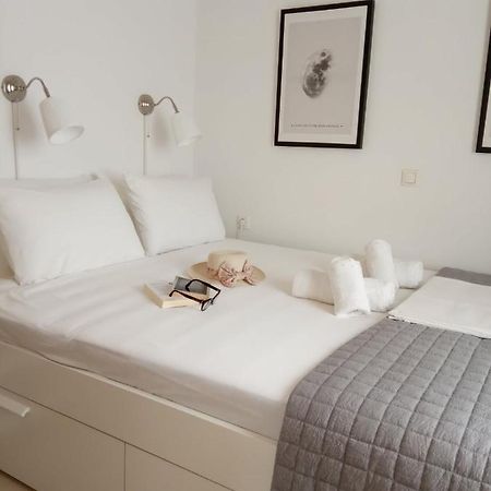 Nikis Apartment 3 ハニア エクステリア 写真